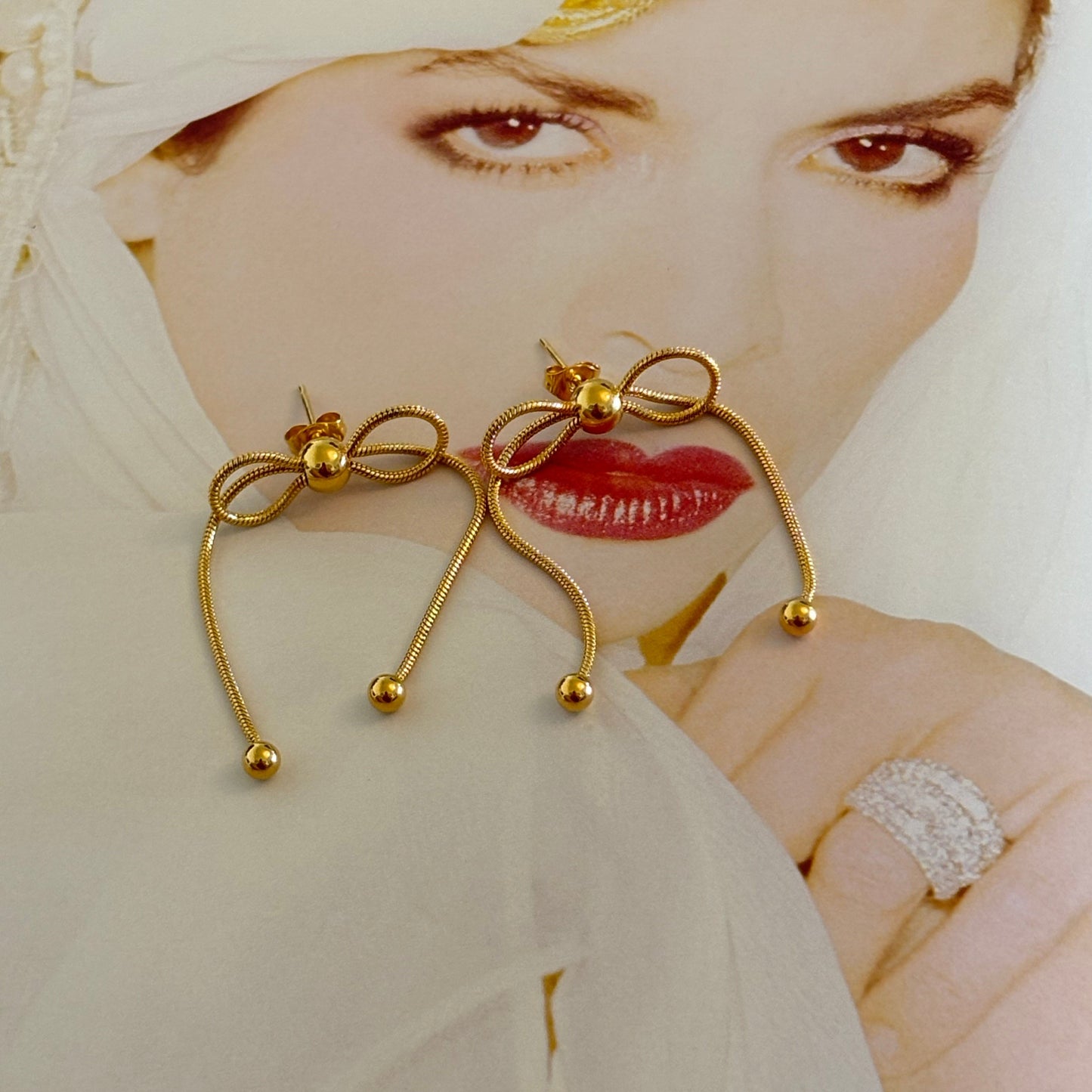 Bow Earrings